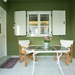 度假居 Marietta's Townhouse 阿尔戈斯托利翁