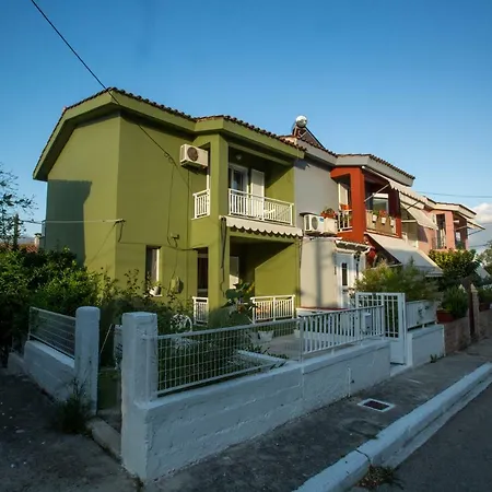 Marietta's Townhouse 度假居